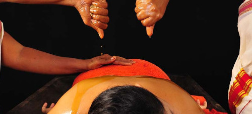 Pizhichil Treatment